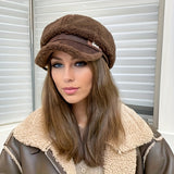 Winter Fashion Knit Polyester Cap for Women - 100% Polyester Warm Thick Soft Fleece-Like Eight-Panel Cap, Fashionable Casual All-Match Cap with Leather Logo Patch, Wind-Resistant Duckbill Hat Without Feathers