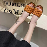 Summer New Flat Sandals Fashionable and Versatile Sandals Slippers for Women free shipping