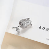 2025 Japan and South Korea summer temperament light luxury small brooch pink zircon anti-light brooch skirt collar buckle rose spike needle