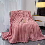 Soft and Warm Faux Sheepskin Blanket: Plush Comfort for Your Bed or Sofa - Contemporary Style, Machine Washable, Checkered Pattern, Winter Season, Velvet Fabric, Suede Cover, Active Print, >500g Weight