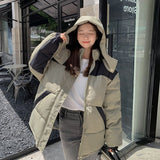 New South Korea's new down cotton clothes women's short hooded sports tooling winter coat thickened black and white cotton-padded clothes