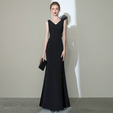 2025 Black fishtail evening dress high-end sexy backless banquet host art test dress temperament socialite long dress spring