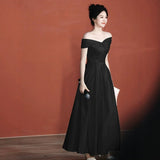 2025 One-word shoulder evening dress light luxury high sense banquet satin host art test dress temperament celebrity long dress spring