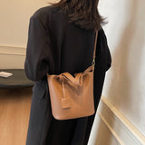 NAMCOVERSE 2025 New bag women's popular fashion versatile bucket bag high-end texture messenger bag niche design portable child and mother bag