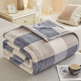 1pc Cozy Checkered Pattern Plush Blanket - Soft, Warm, and Comfortable for Bedroom, Sofa, and Outdoor Use - Perfect for Autumn and Winter Seasons