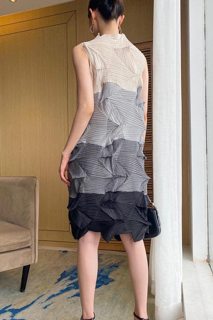 namcoverse Full Pleated Sleeveless Colorblock Dress