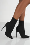 namcoverse Solid Color Pointed-Toe Knitted Boots