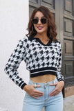 namcoverse V Neck Houndstooth Knitted Crop Top