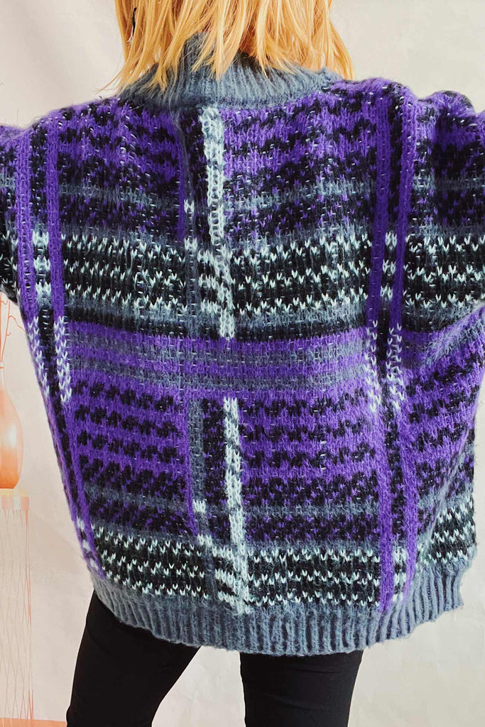namcoverse Vintage Contrast Striped Cardigan