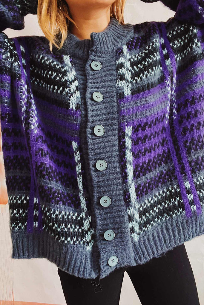 namcoverse Vintage Contrast Striped Cardigan